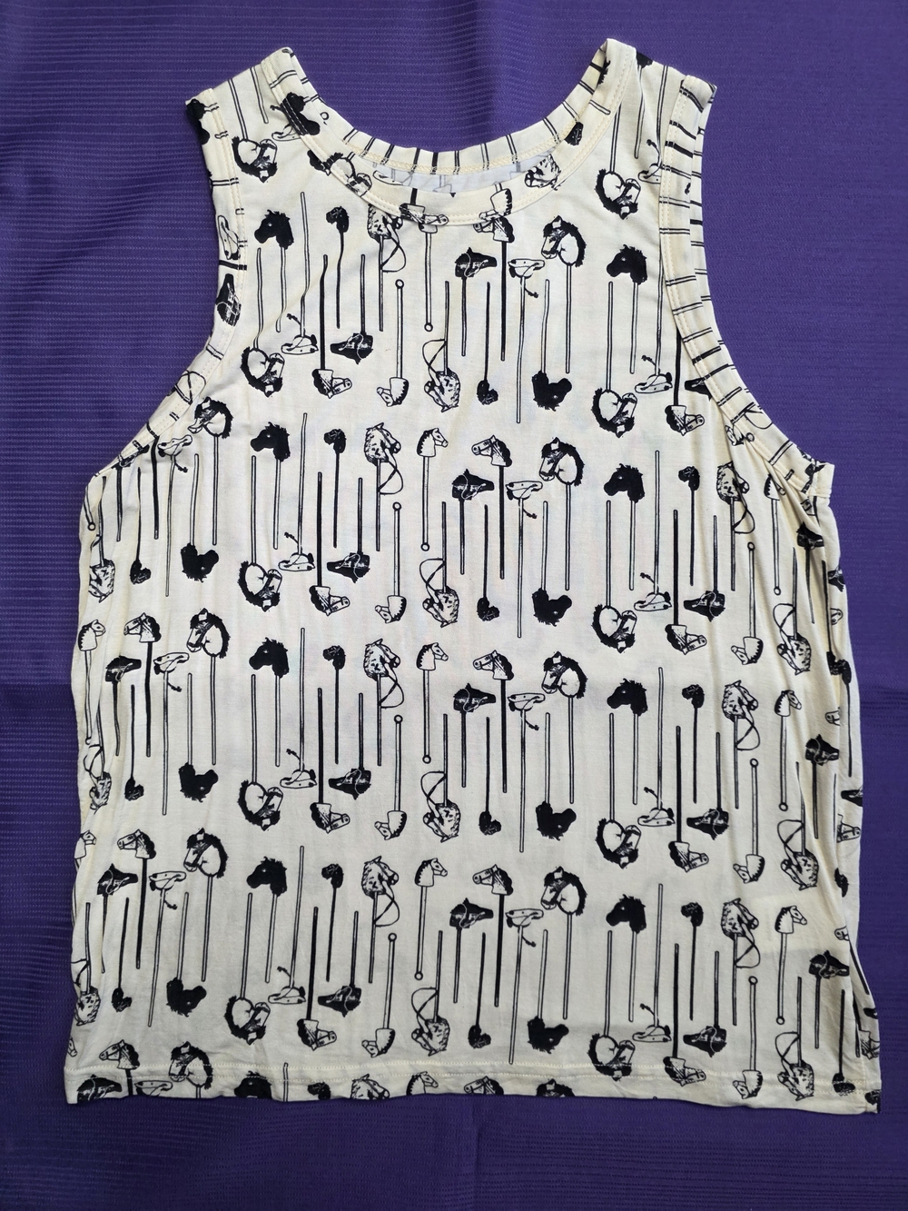 2 Fly Co. Women's Cream & Black Patterned Tank Top